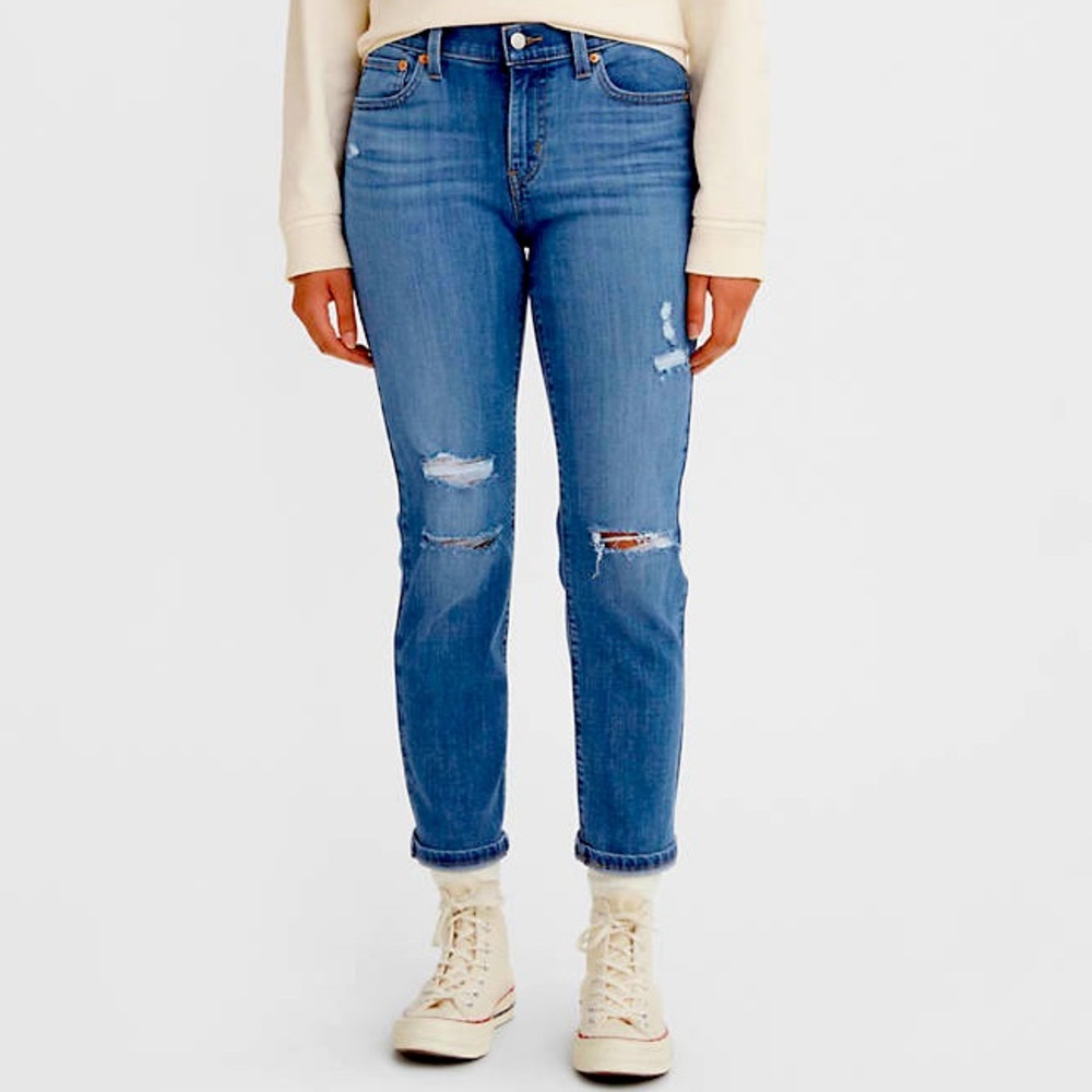 Levi’s BOYFRIEND MID RISE WOMEN'S JEANS: Size 4